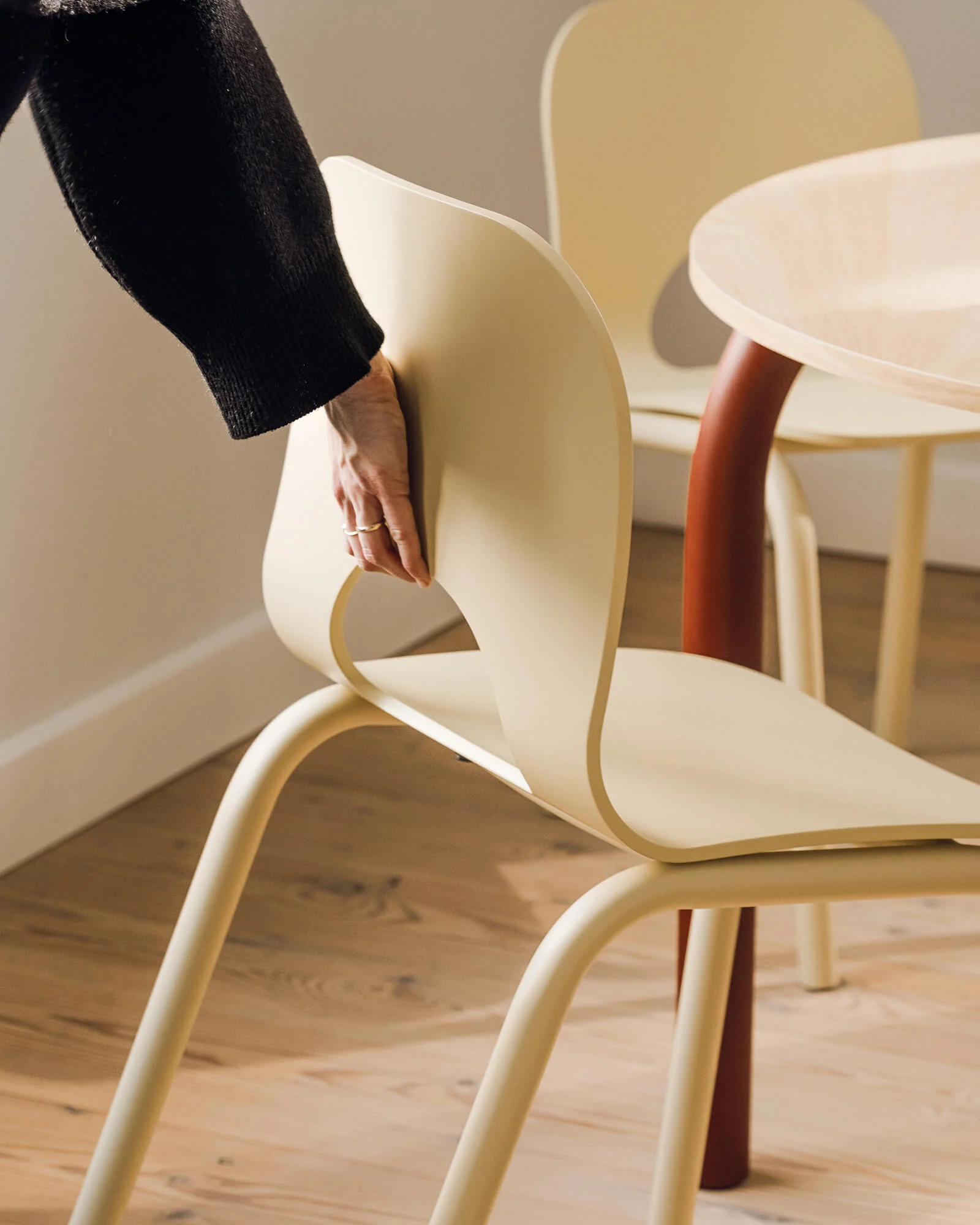 Atto Chair - Image 6