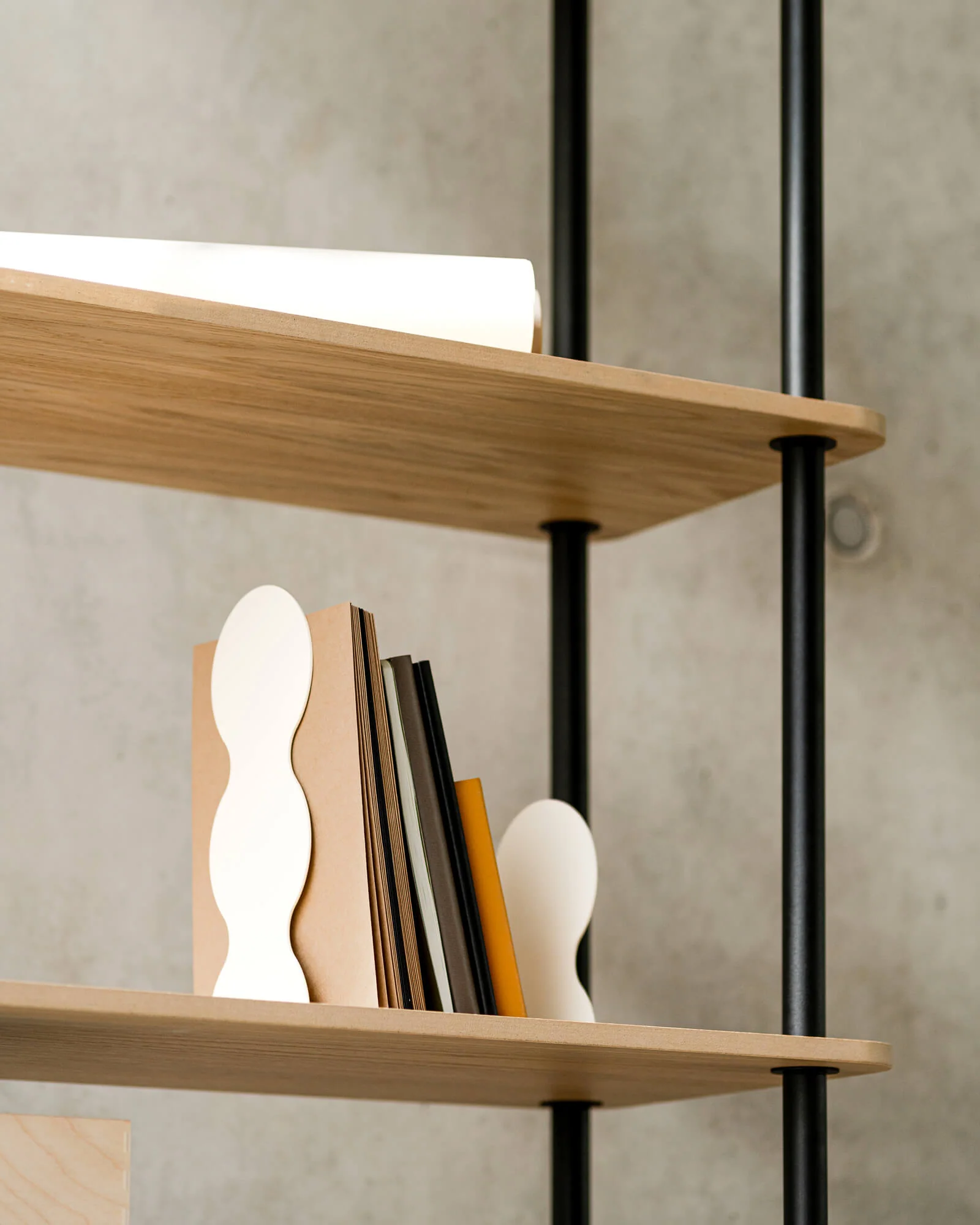 Fala Bookend - Image 4