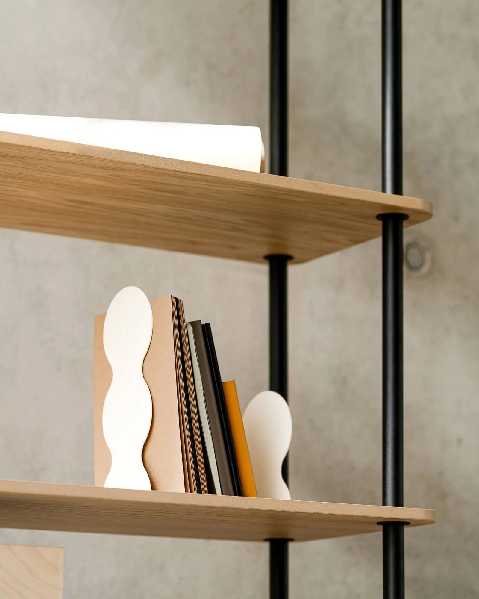 Fala Bookend - Image 4
