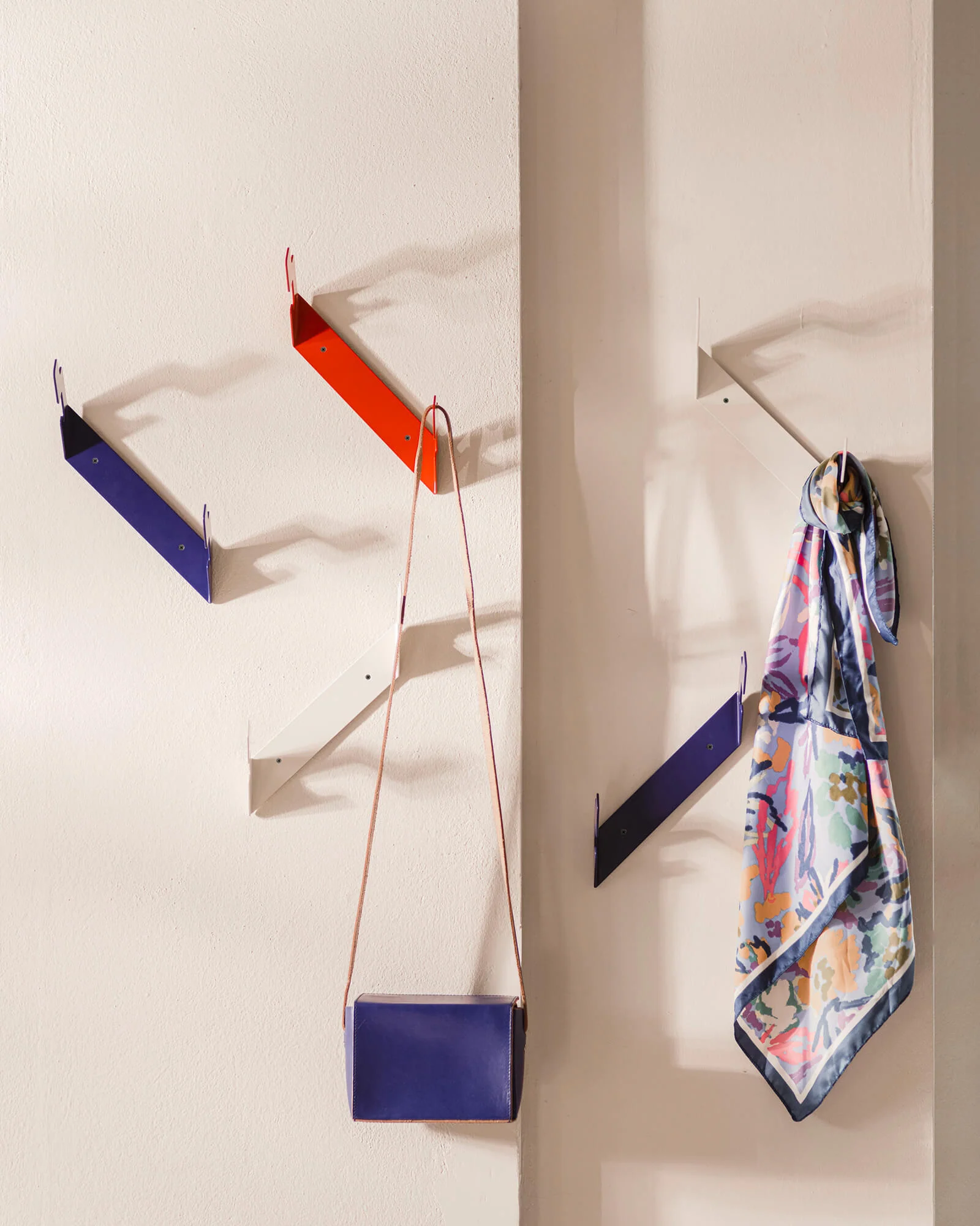Glips Coat Racks - Image 4