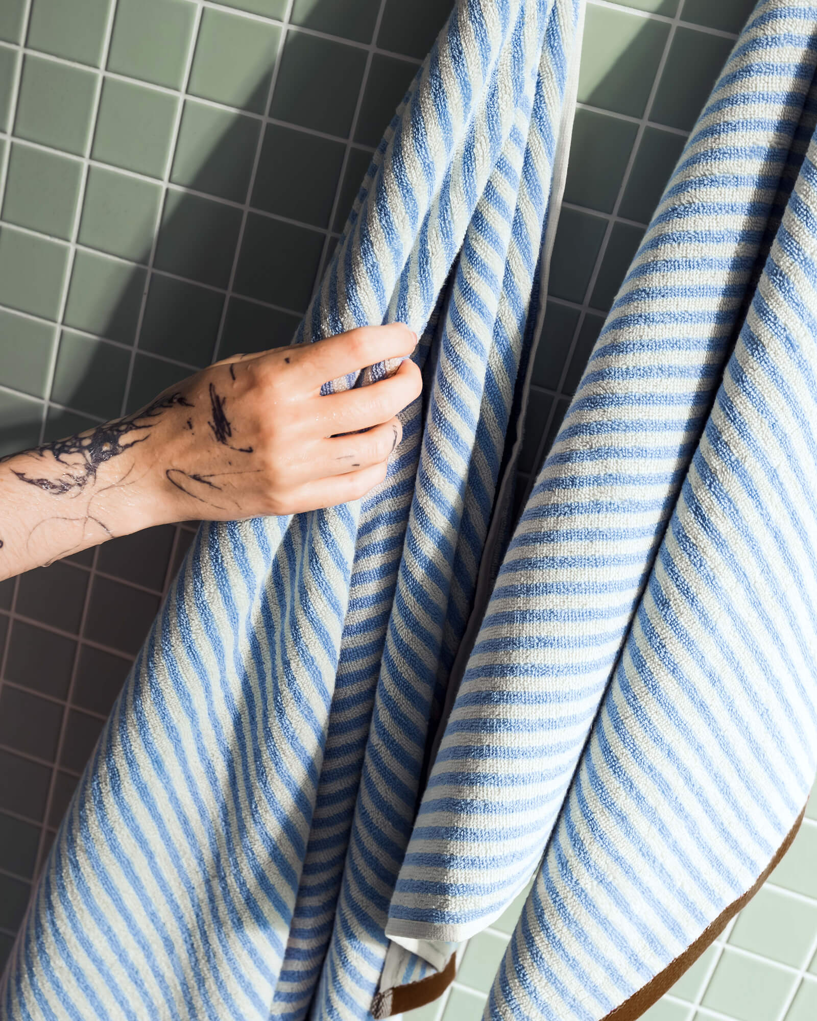 Gobo Bath Towel - Image 7