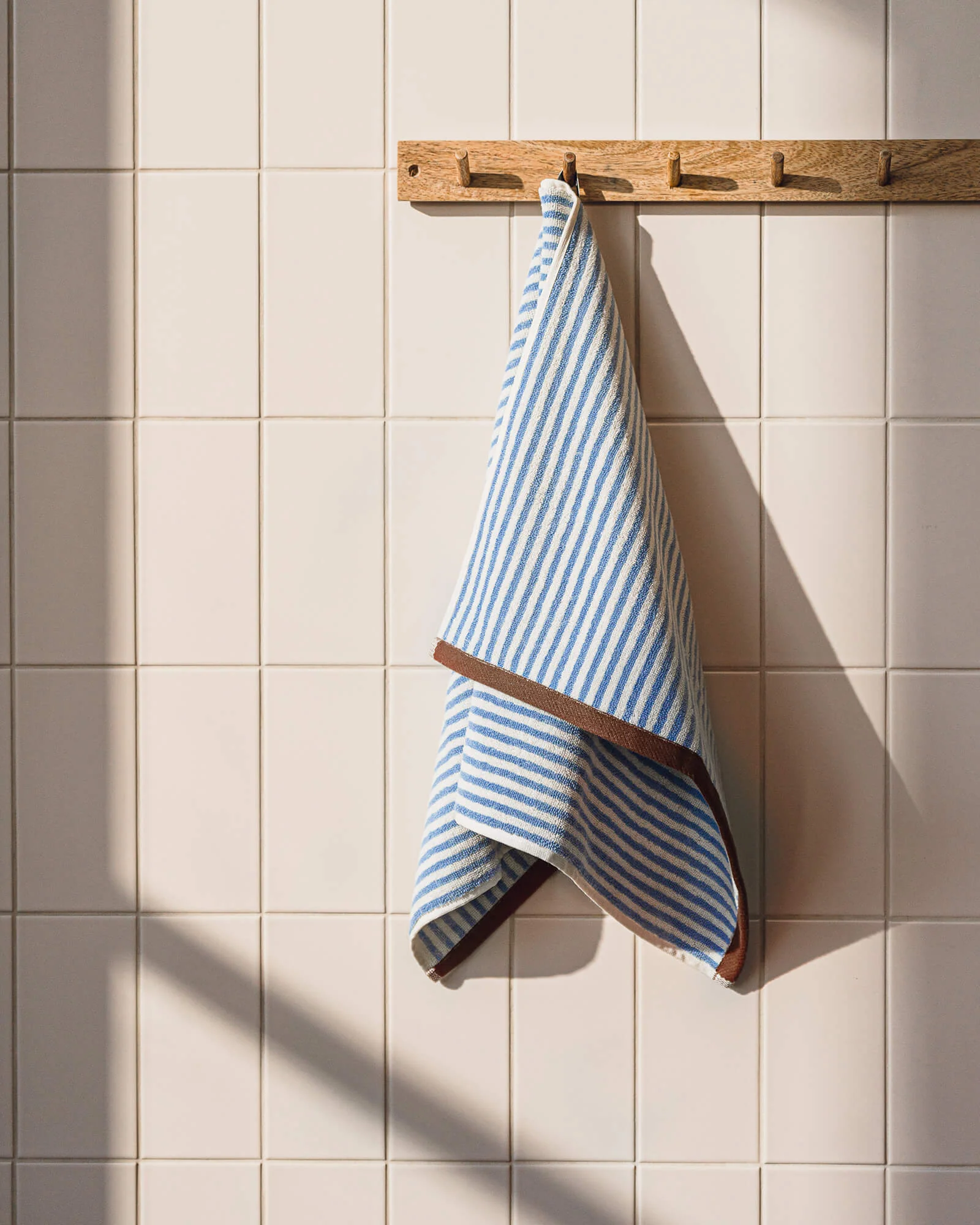 Gobo Hand Towel - Image 7