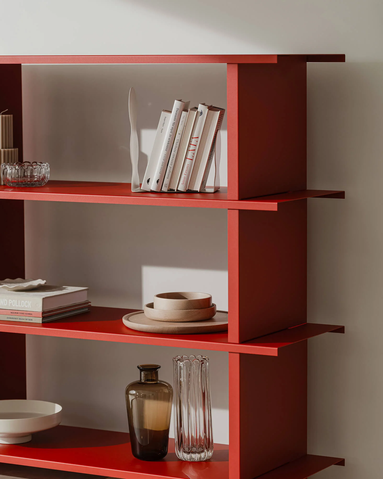 Hes Bookcase - Image 9