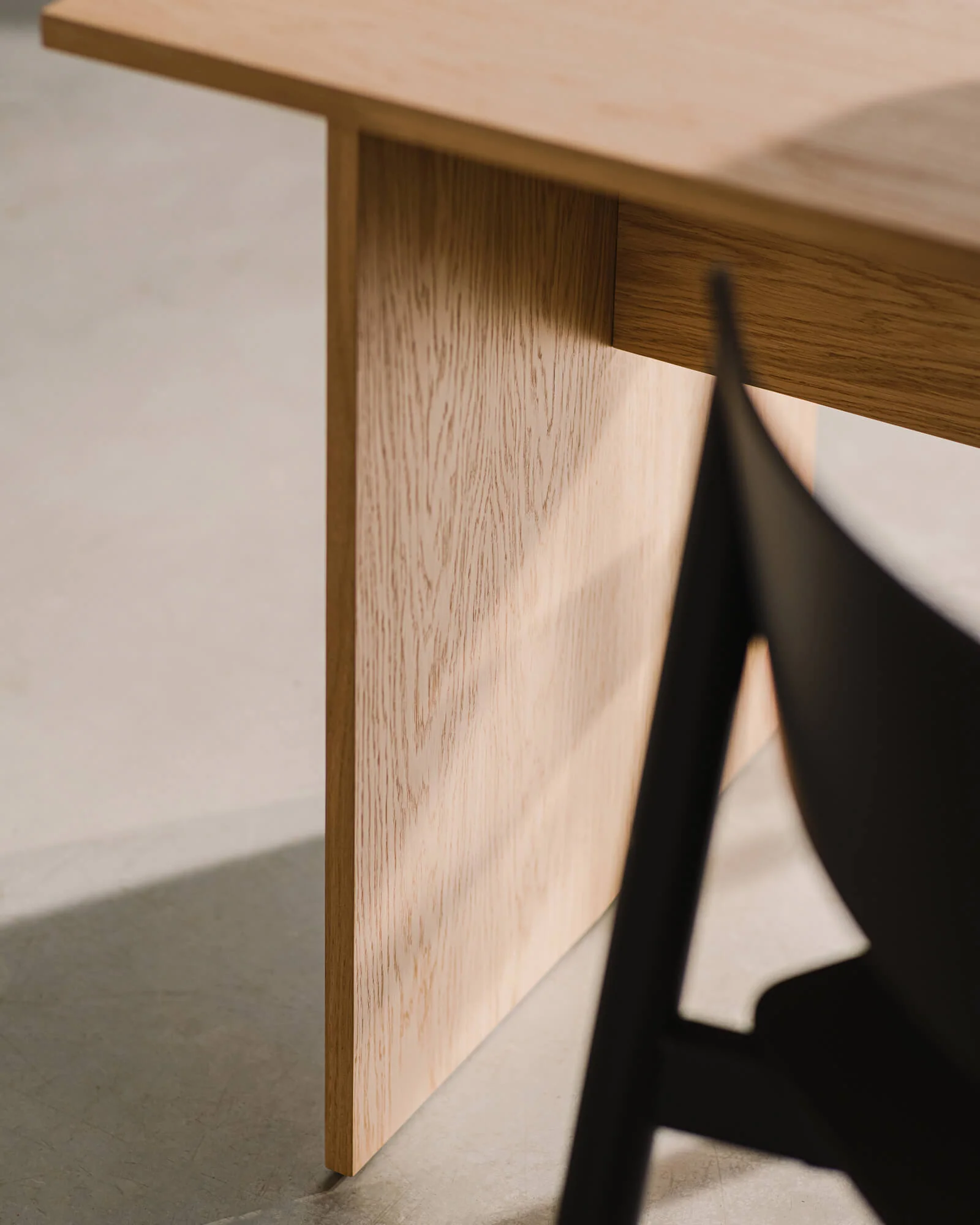 Hett Table - short - Image 4