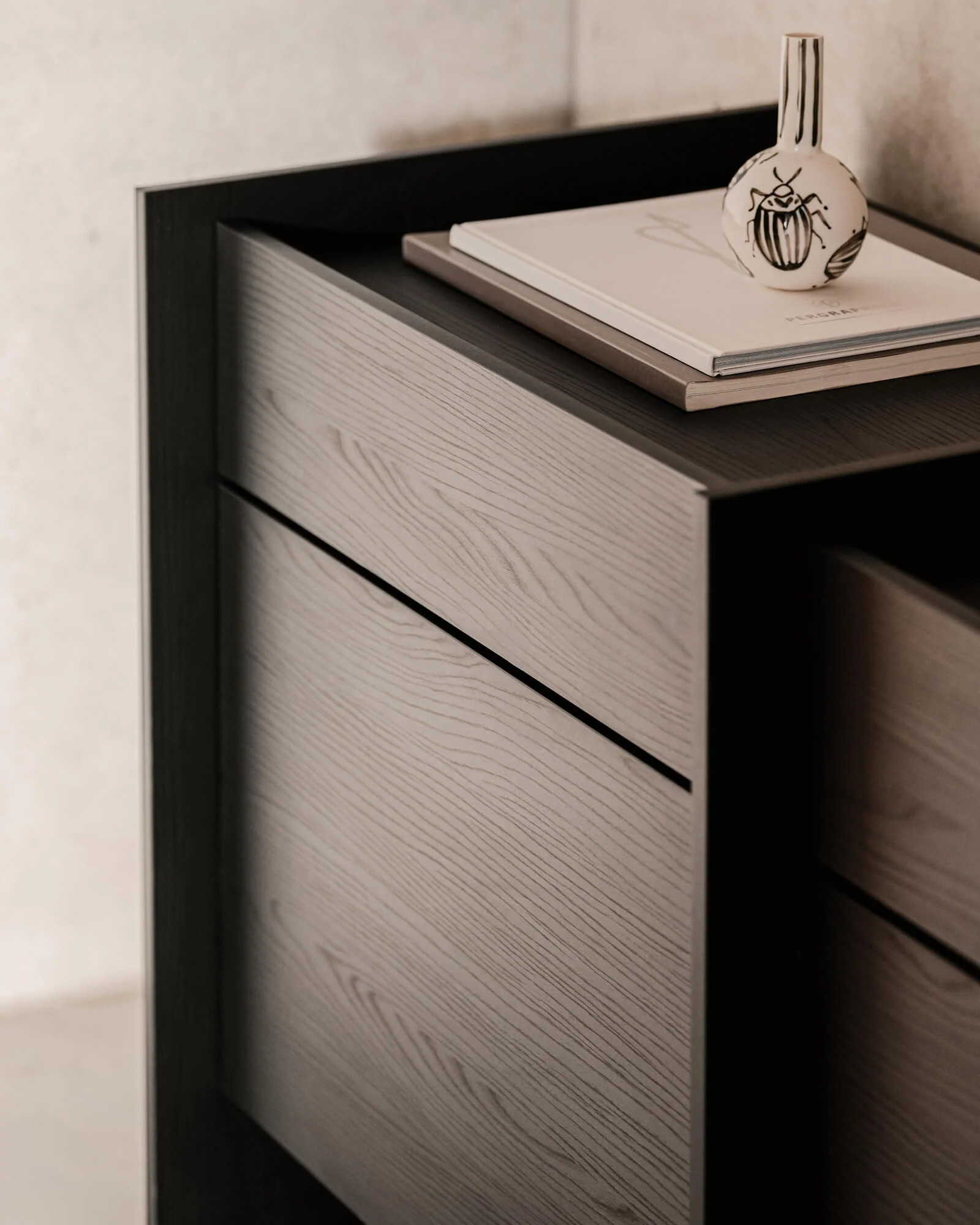 Hido Sideboard - Image 6