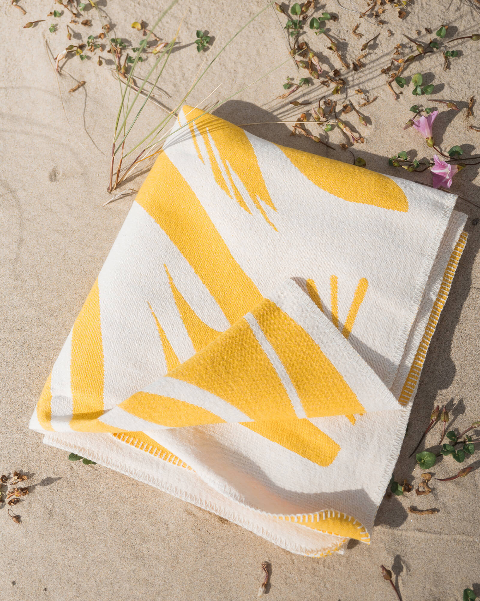 Lino Throw - Image 6