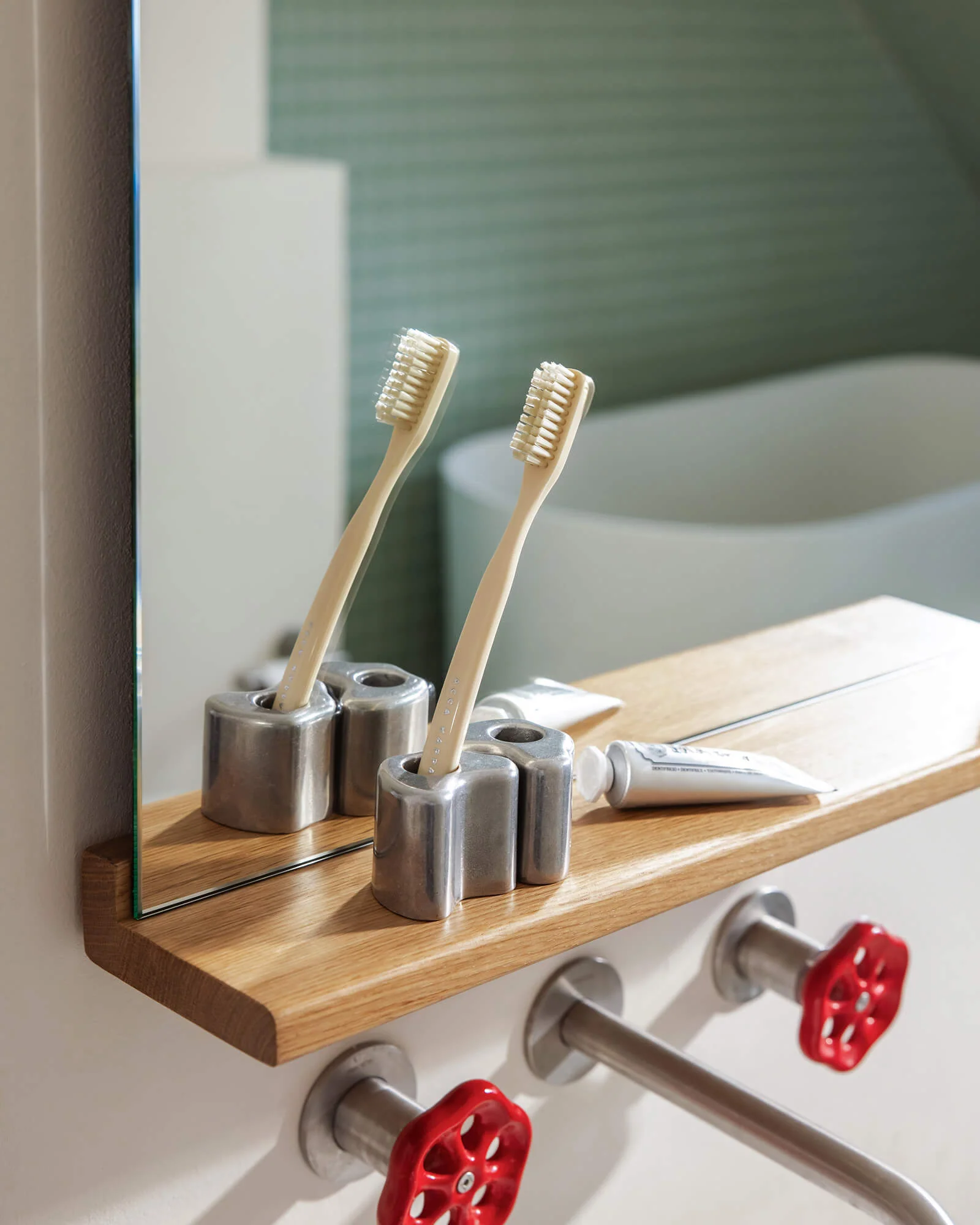 Lun Wall Mirror - small - Image 3