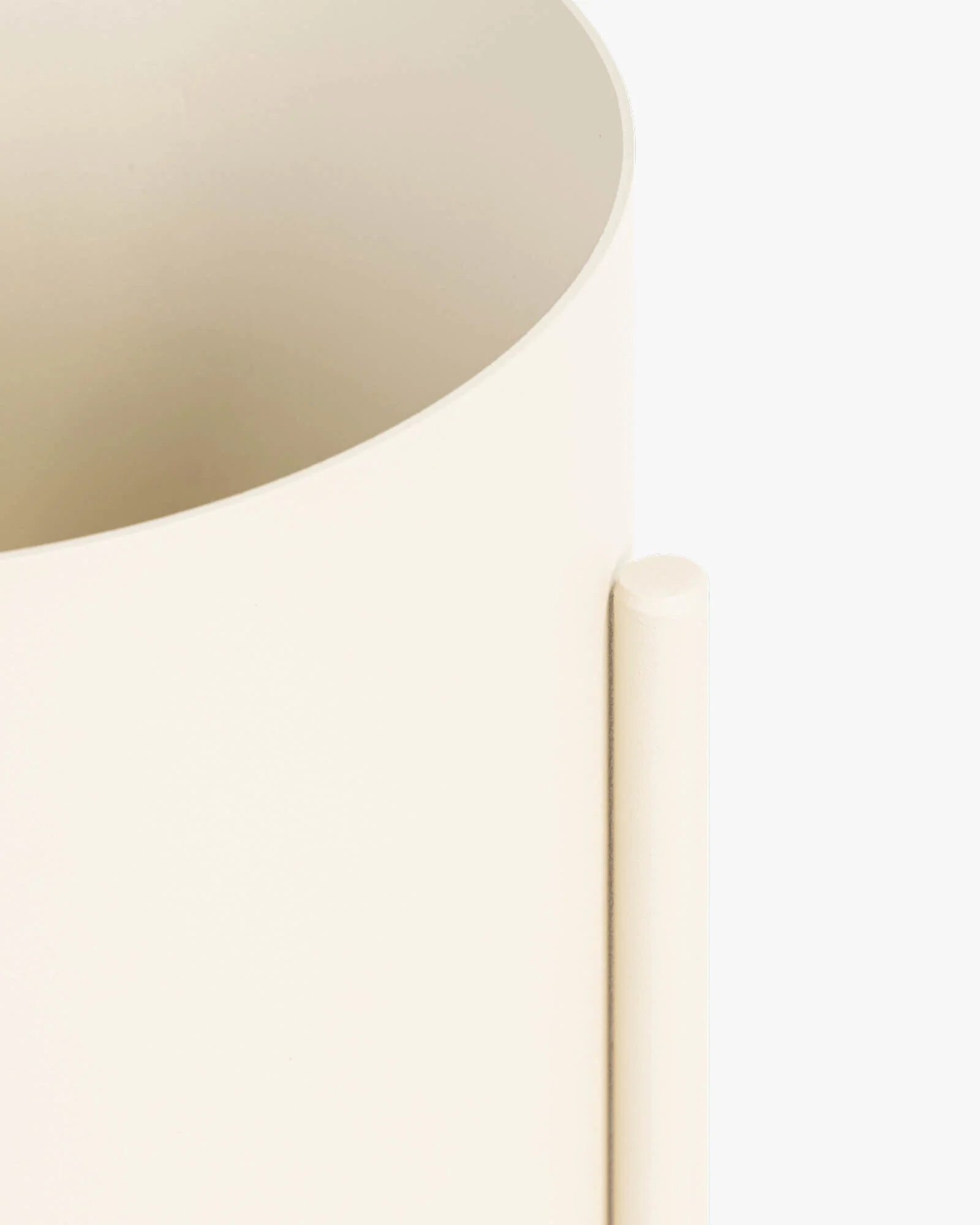Maki Plant Pot - tall - Image 3