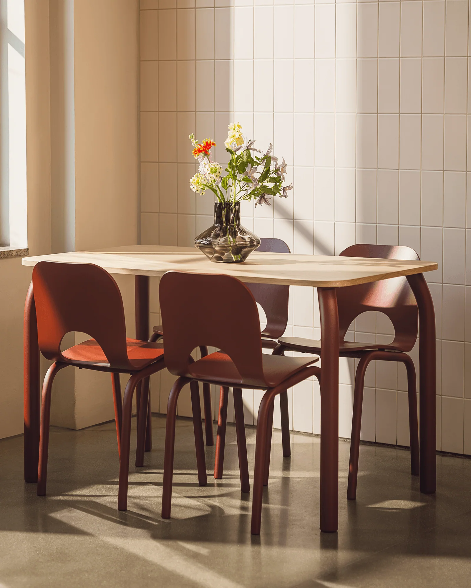 Meko Dining Table - Image 3