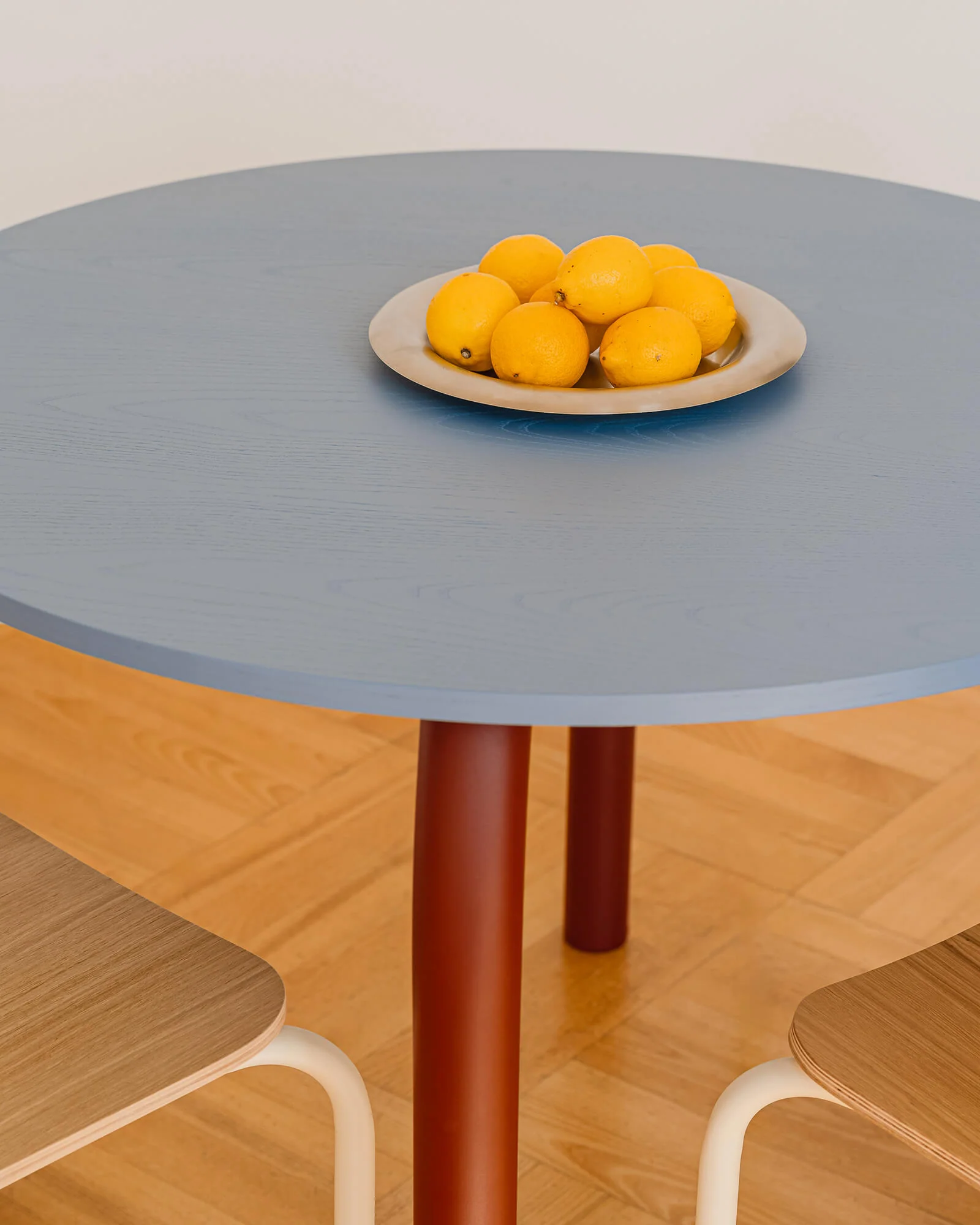 Meko Dining Table - Image 4