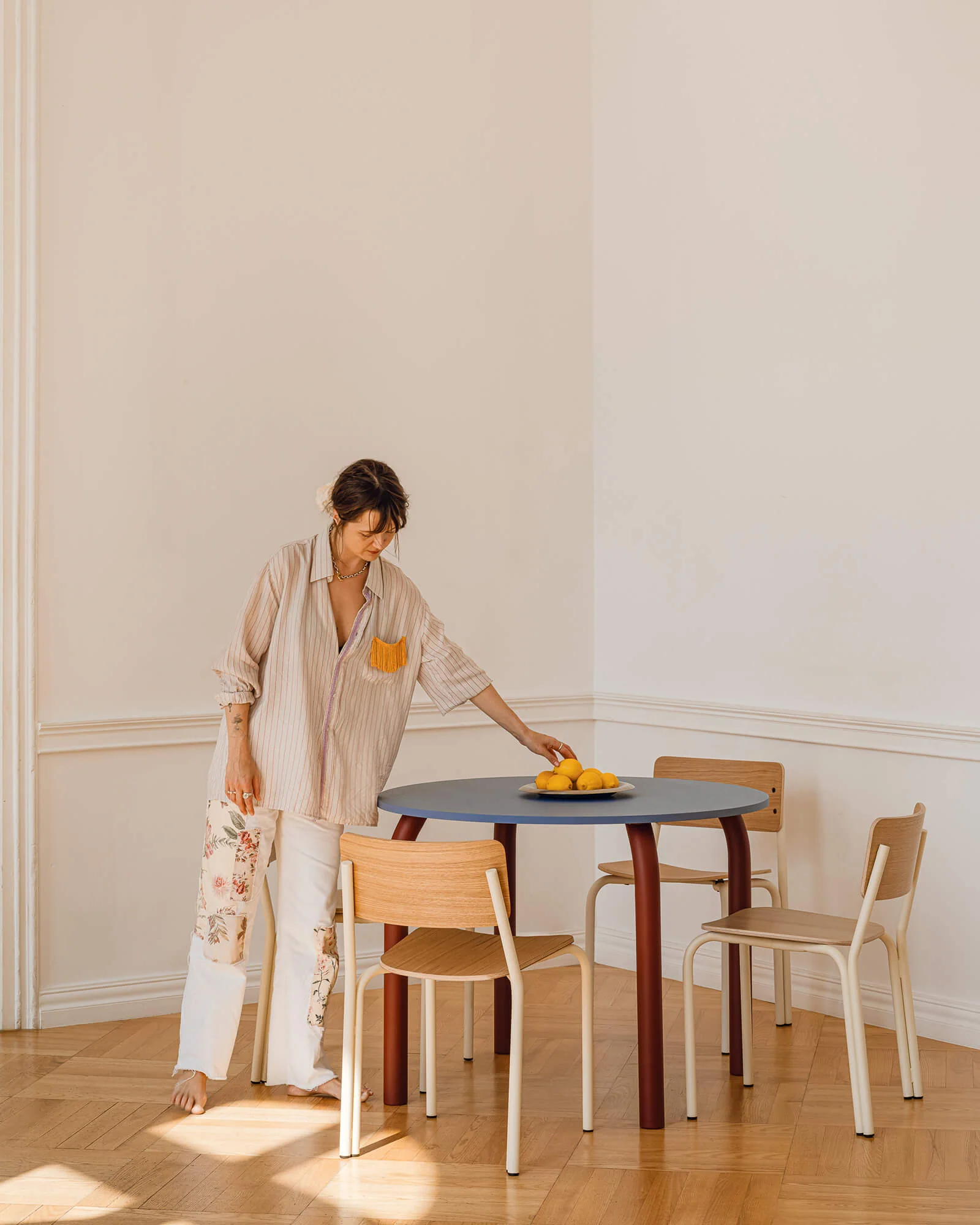 Meko Dining Table - Image 5