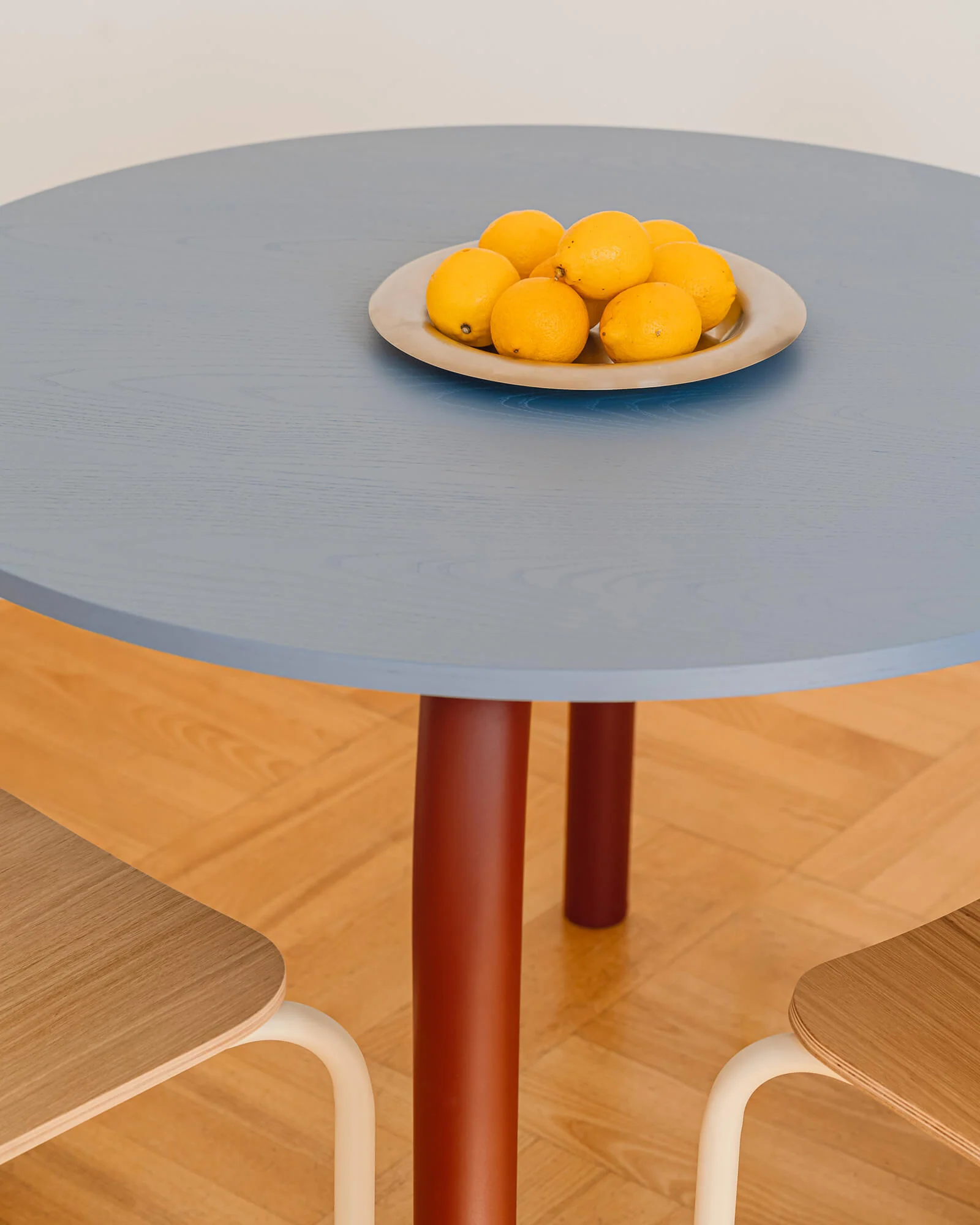Meko Dining Table - Image 4