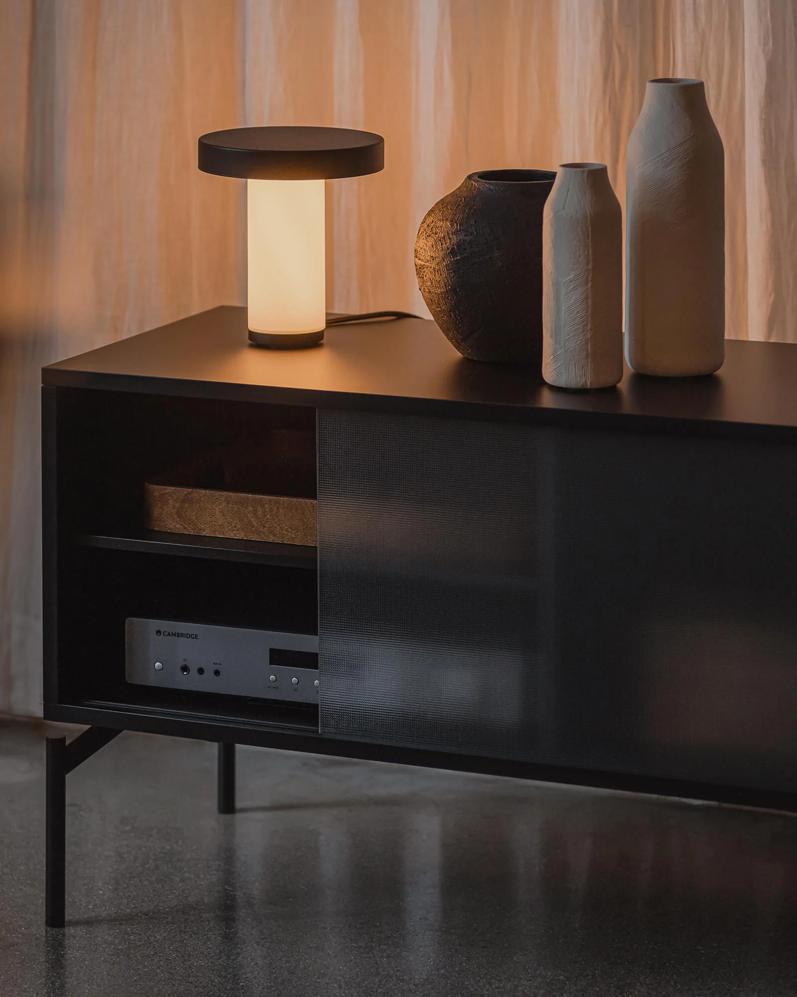 Met TV Stand - Image 9