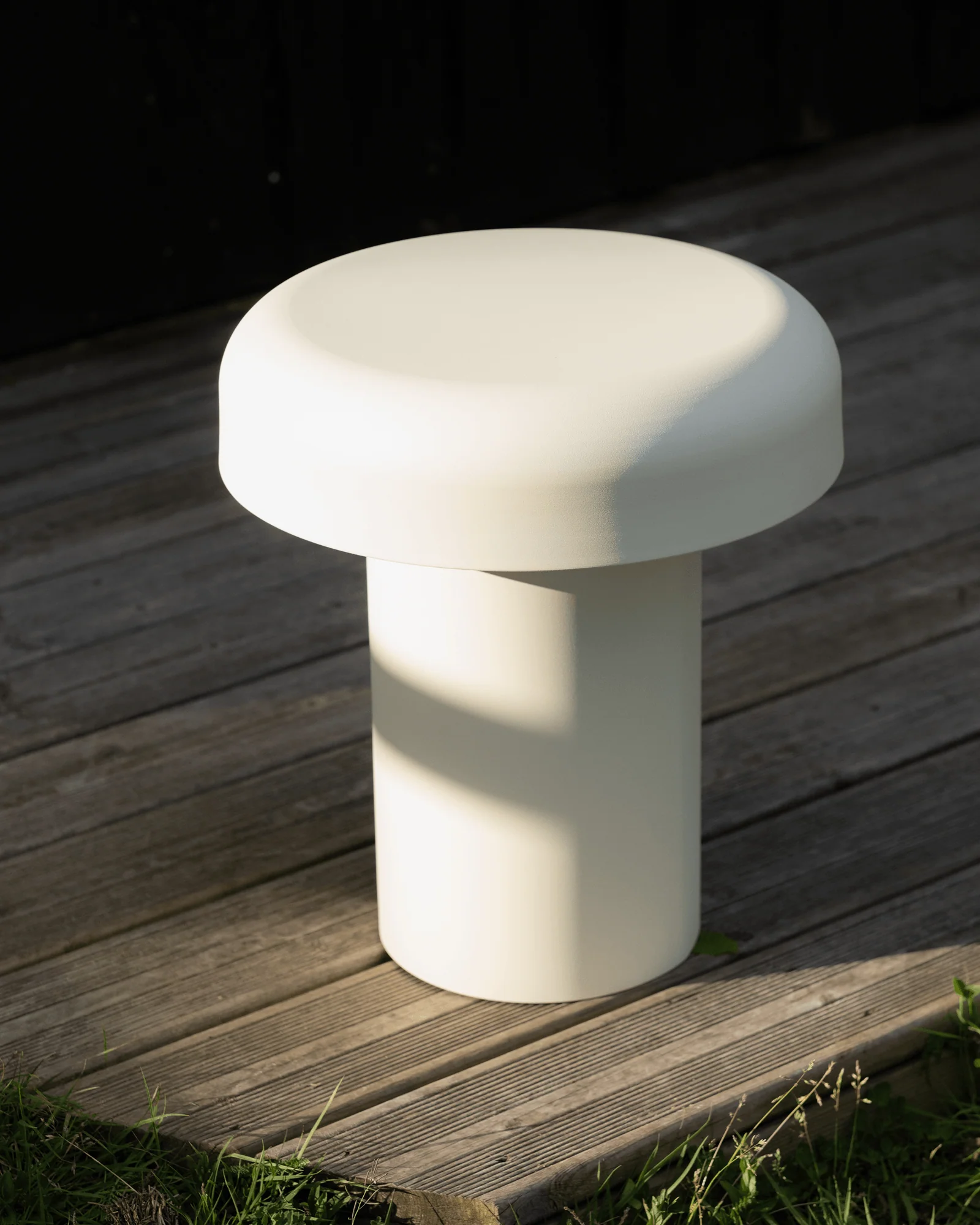 Miko Outdoor Side Table - Image 4