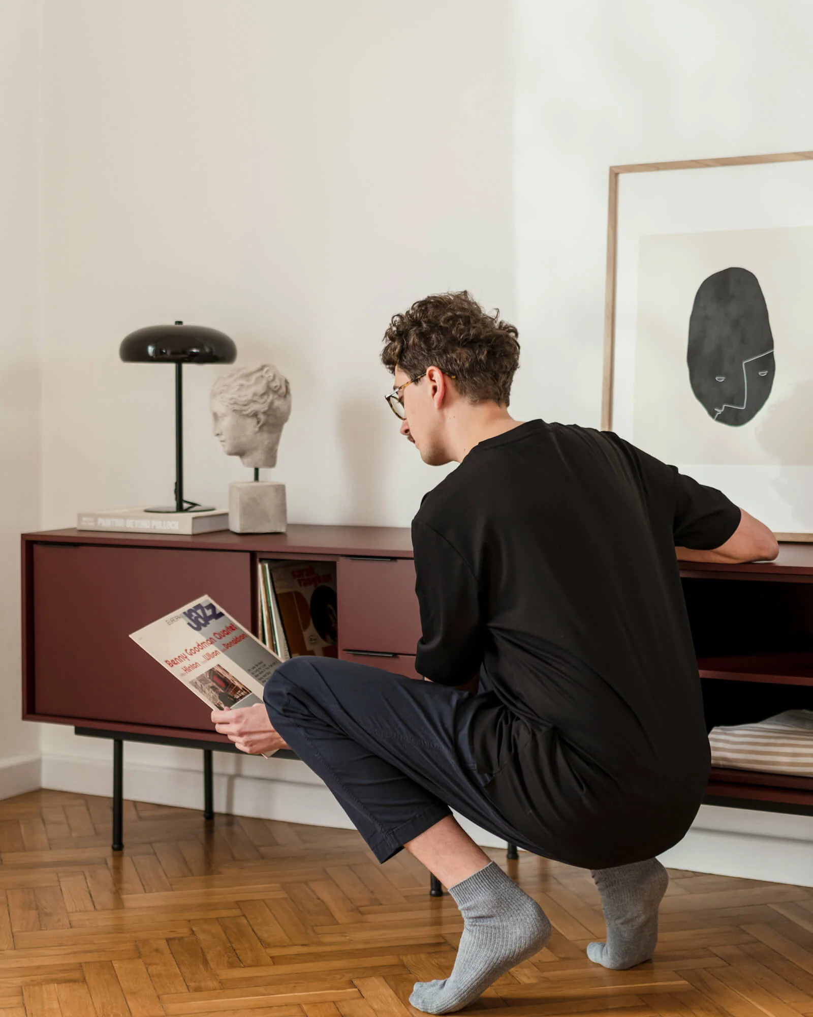 Mod TV Stand - Image 11