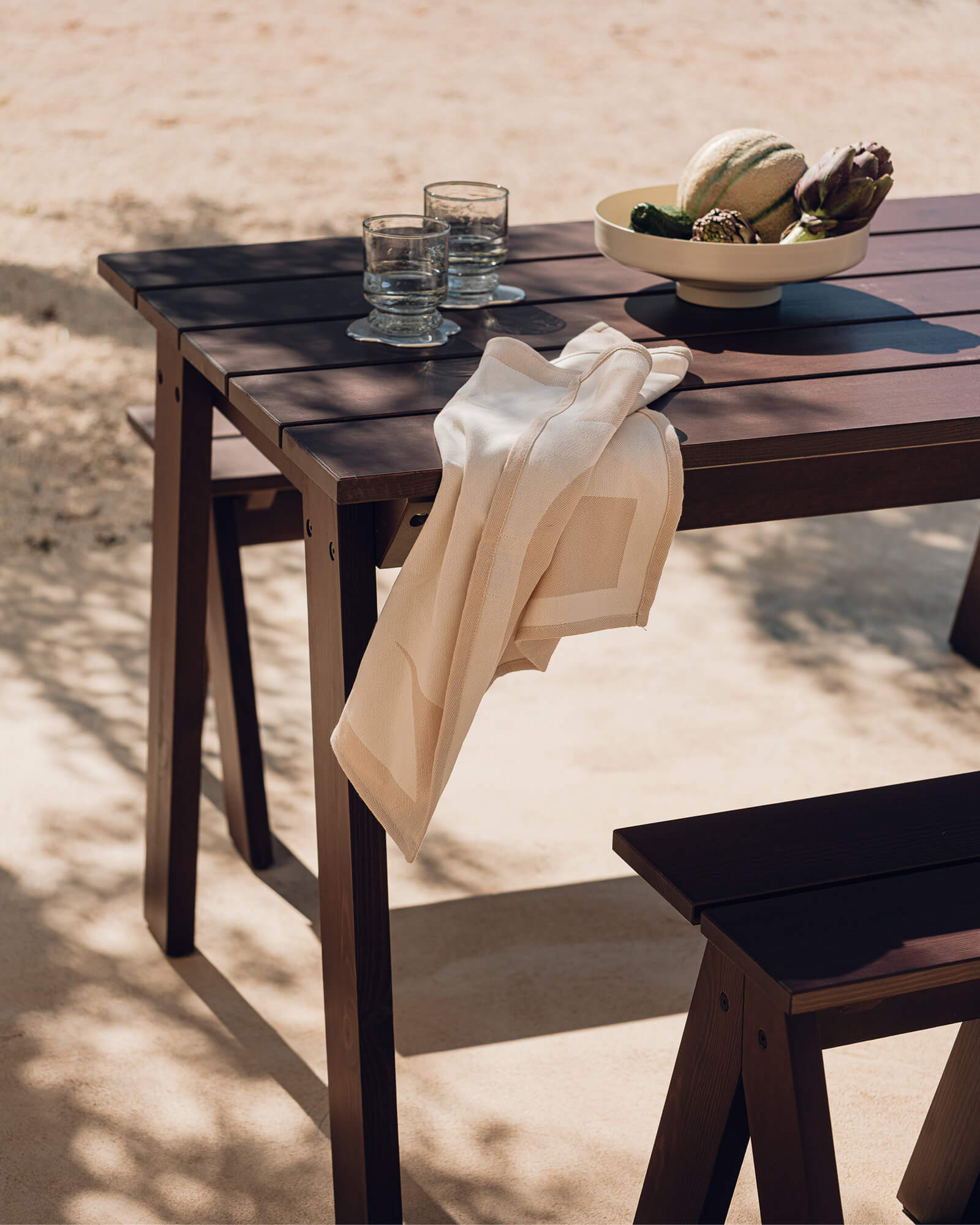 Navo Table - Image 3