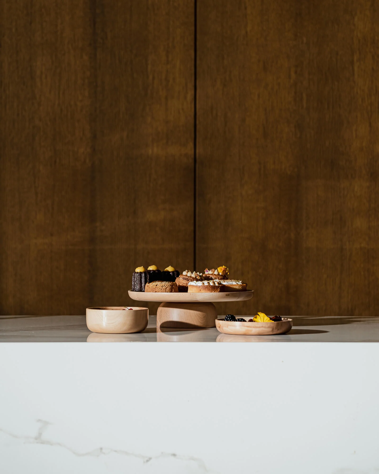 Oul Serving Platter and Bowls - Image 6