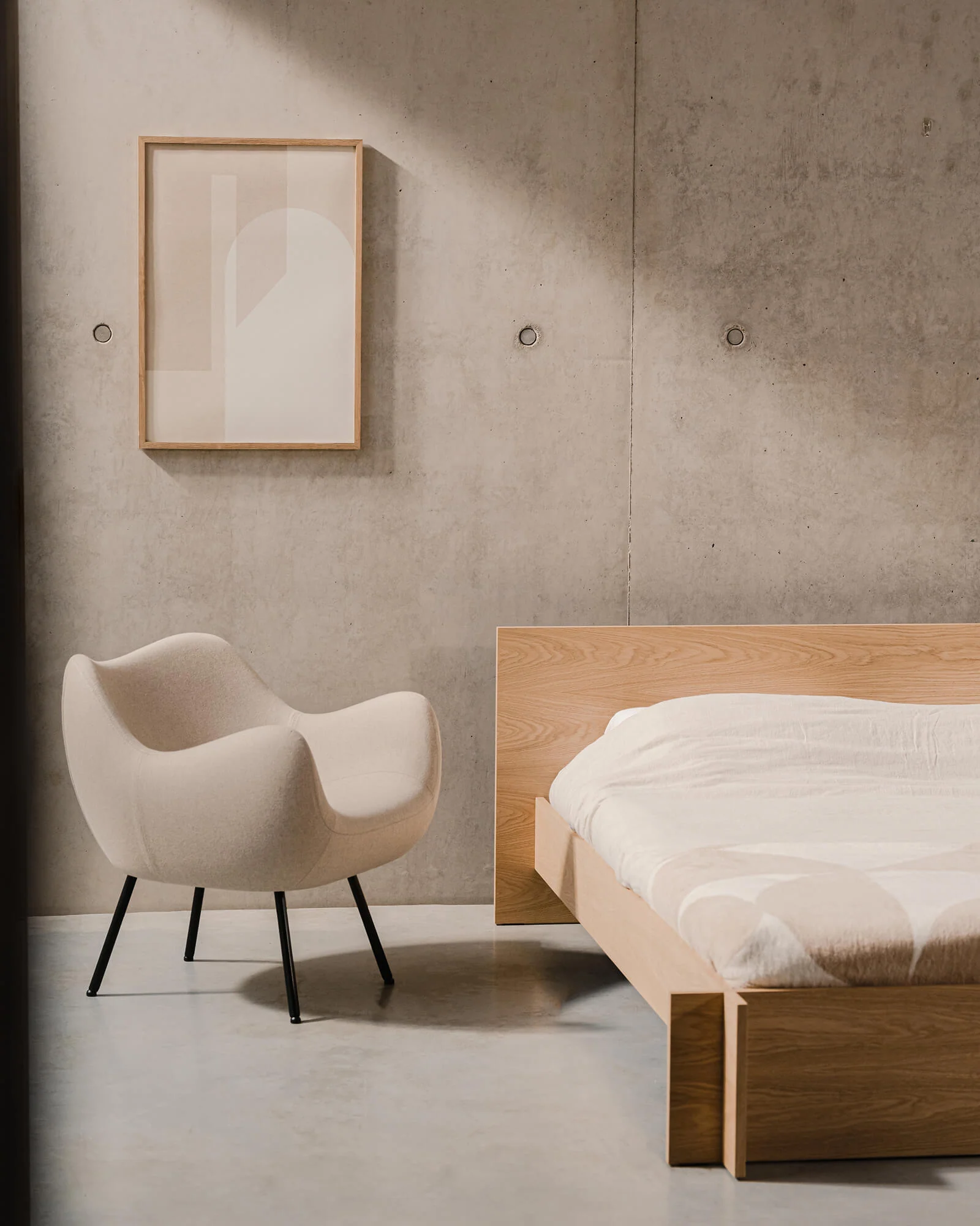 RM58 Armchair - Image 3