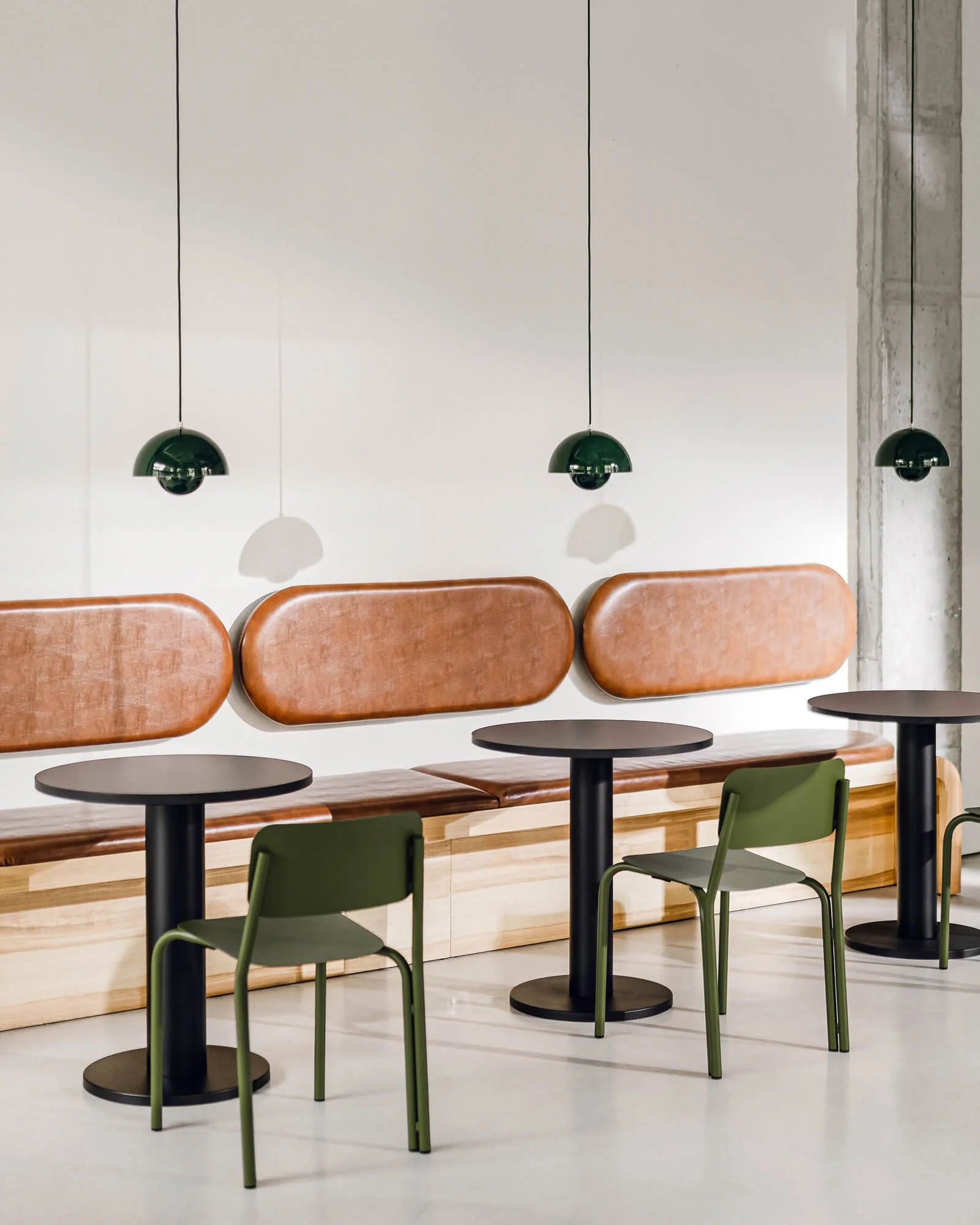 Sool Café Table - Image 3