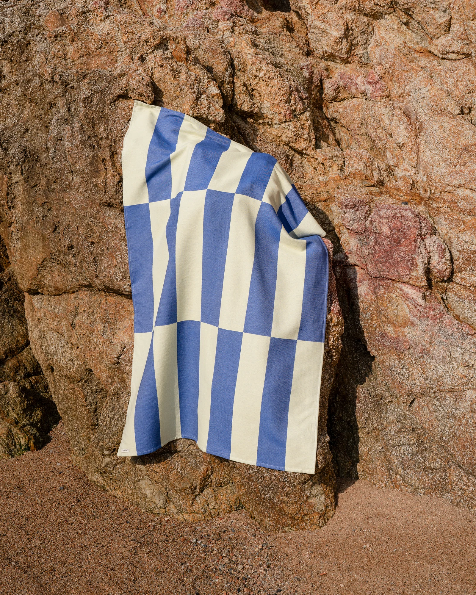 Su Beach Towel - Image 9