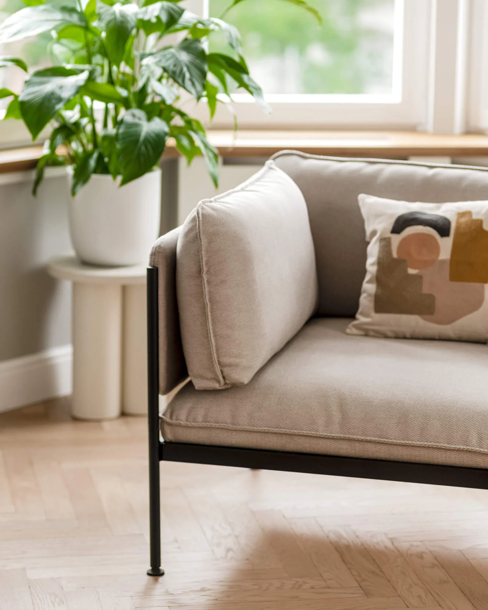 Toom Armchair - Image 4