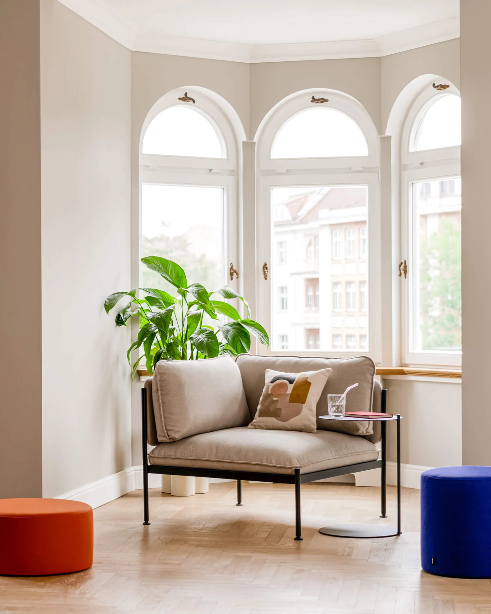 Toom Armchair - Image 4