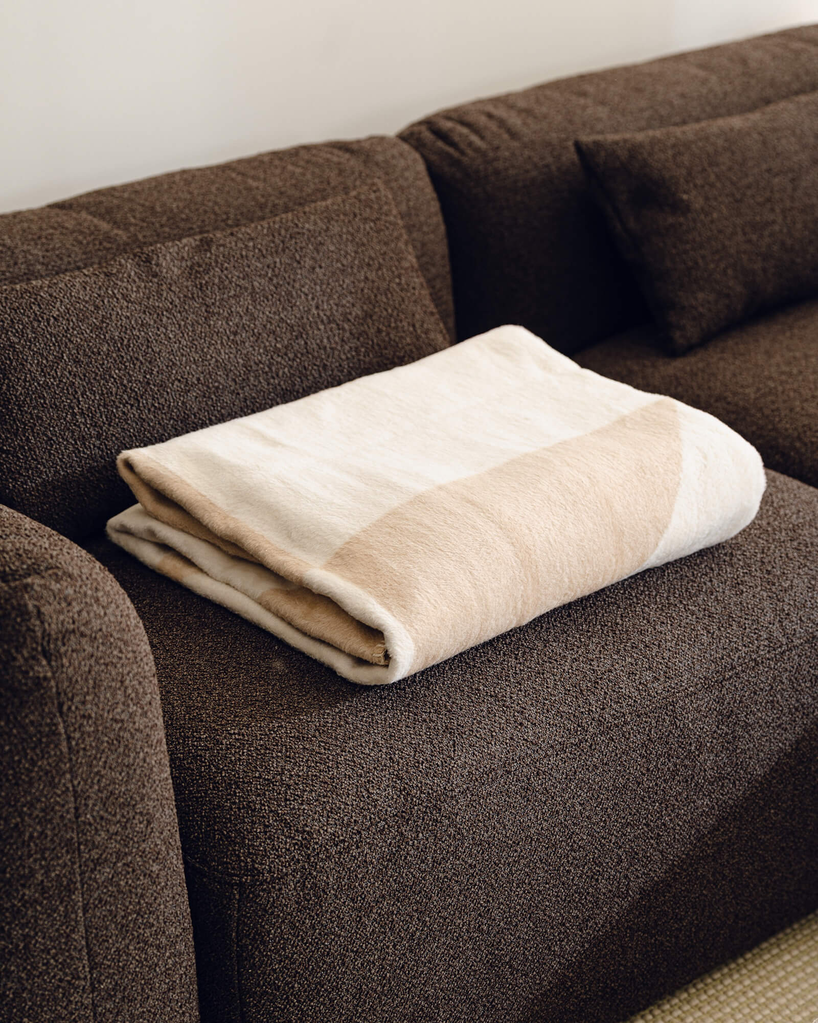 Tul Throw - Image 5