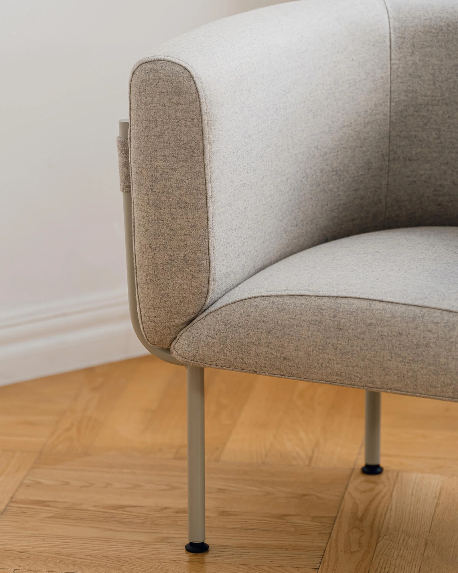 Ubi Mini Armchair - Image 3