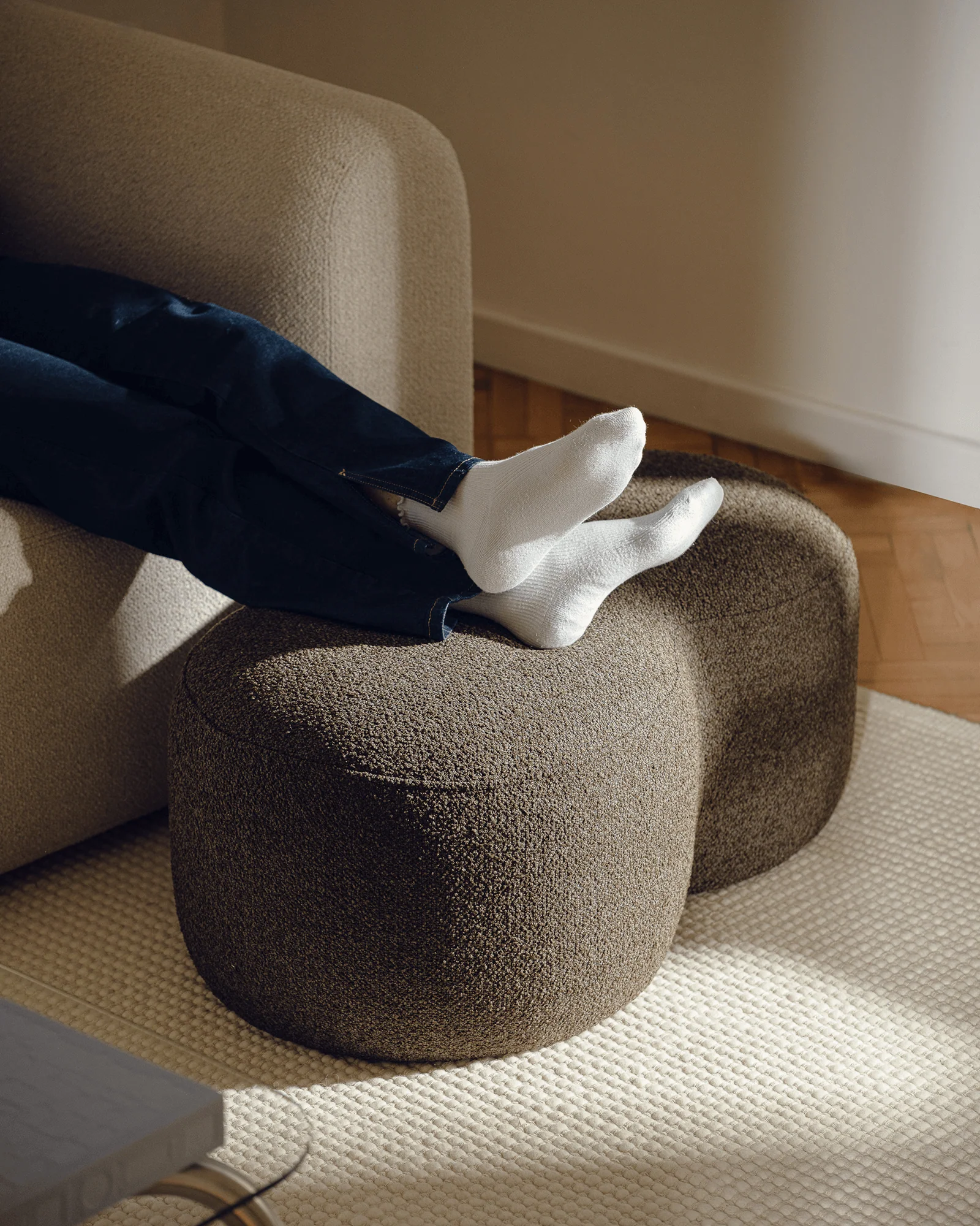 Umbo Pouf - Image 9