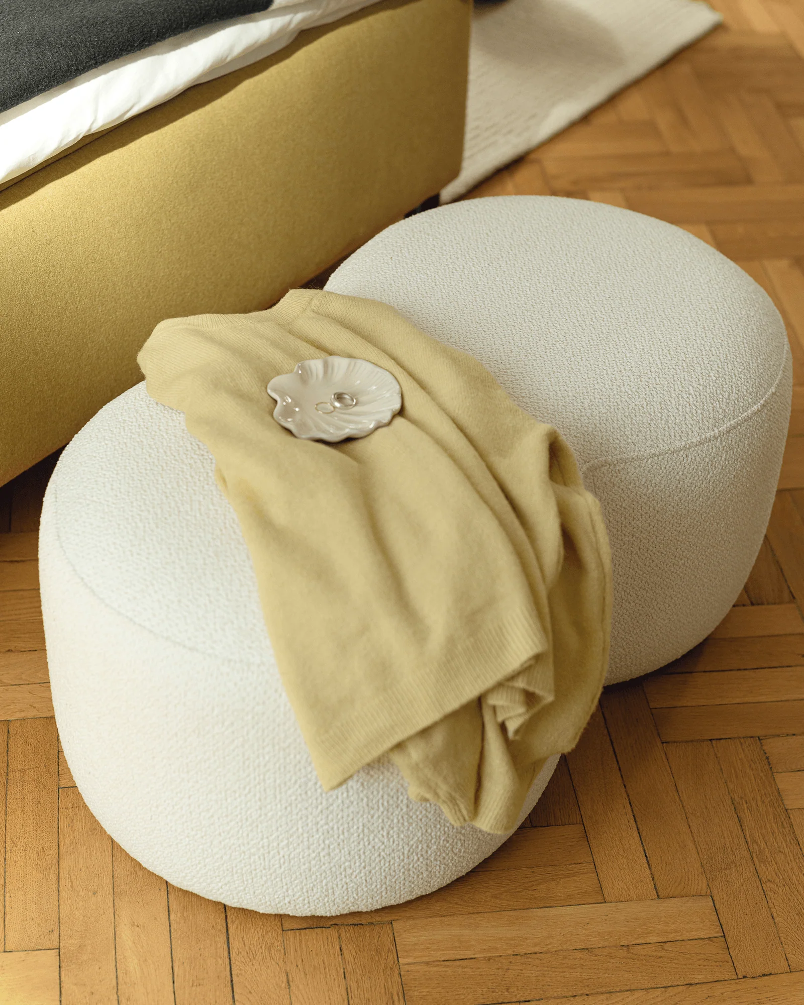 Umbo Pouf - Image 4