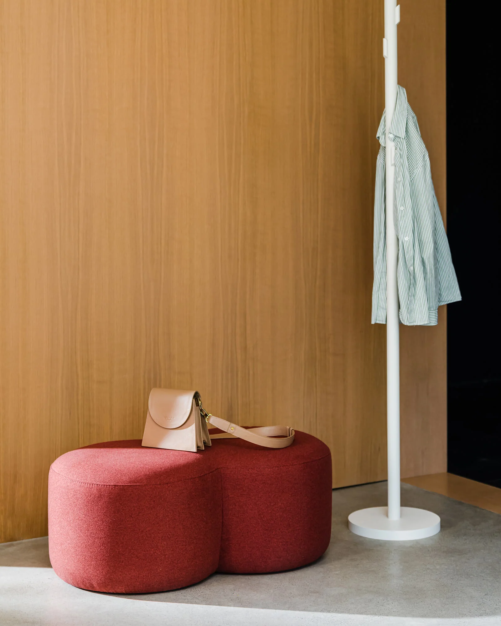Umbo Pouf - Image 9